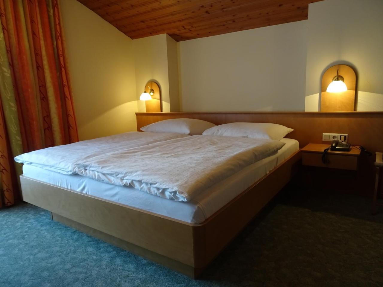 Pension Friedl Innsbruck Exterior photo
